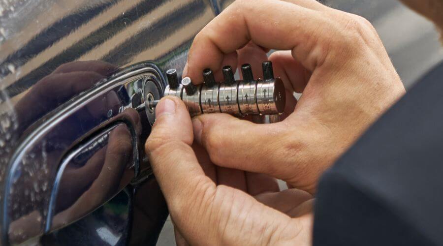 Professional New roof installation in Springfield, IL